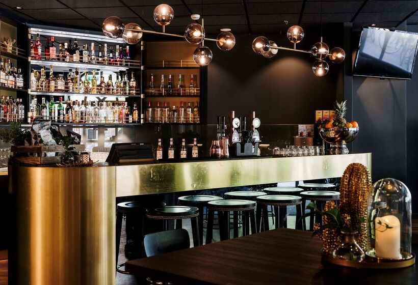 هتل Scandic Star Sollentuna