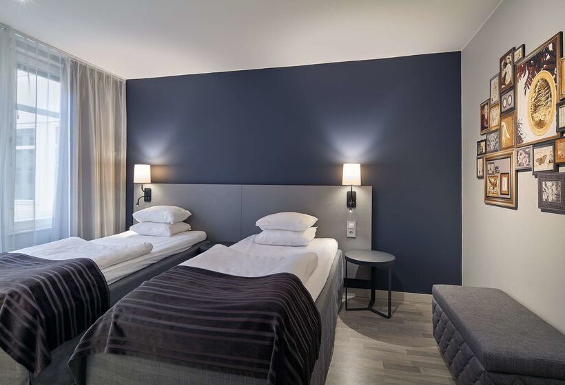 هتل Scandic Star Sollentuna