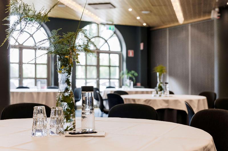 هتل Scandic Star Sollentuna