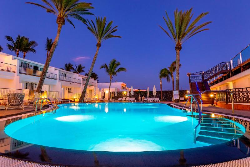 Plus Fariones Apartamentos