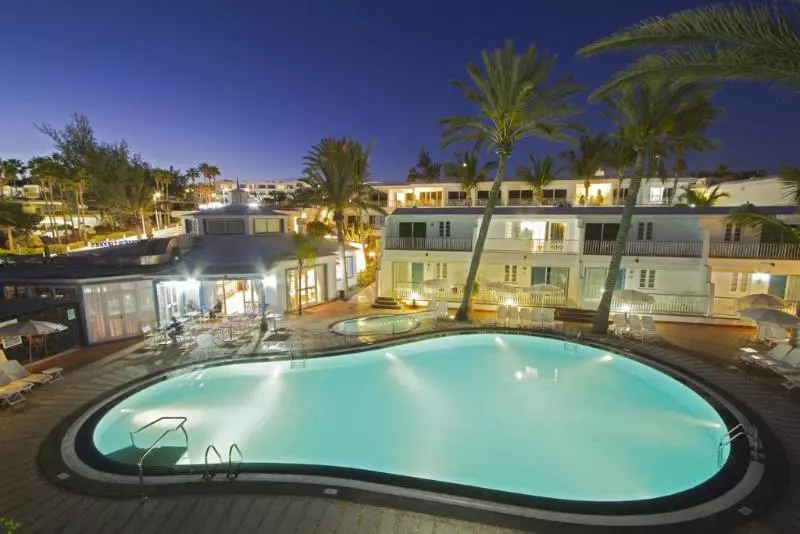 Plus Fariones Apartamentos