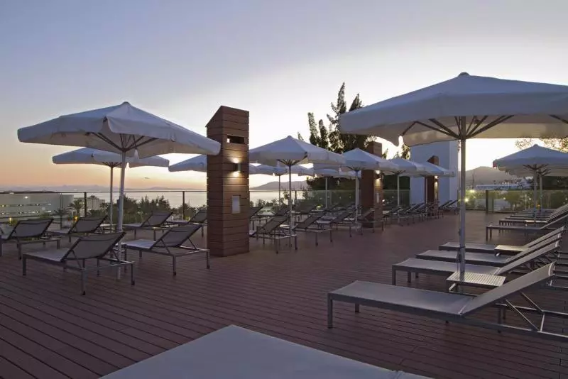 Plus Fariones Apartamentos