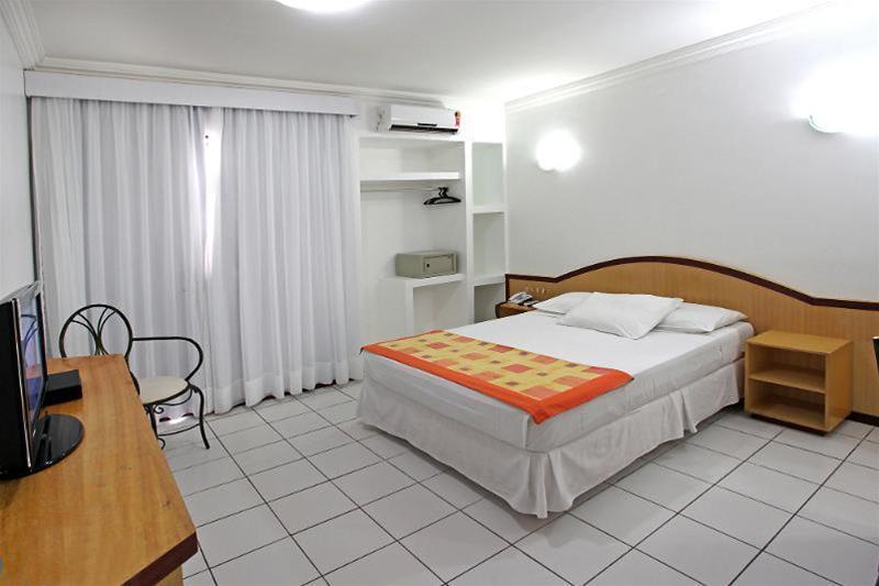 住所  Rede Andrade Coimbra