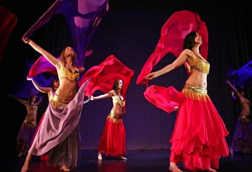 استراحتگاه Oasis Palm