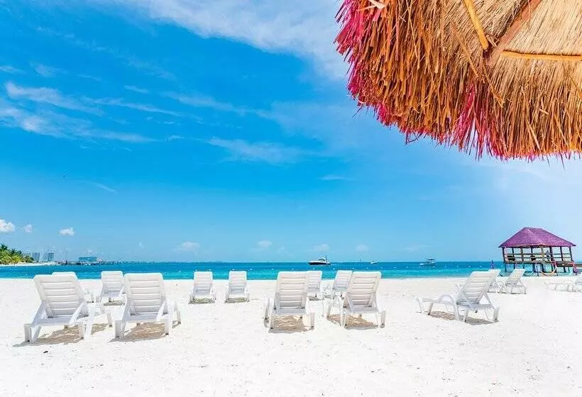 אתר נופש Oasis Palm