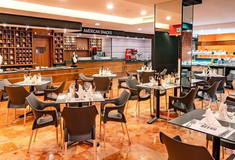 אתר נופש Oasis Palm