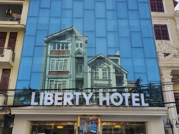 هتل Liberty