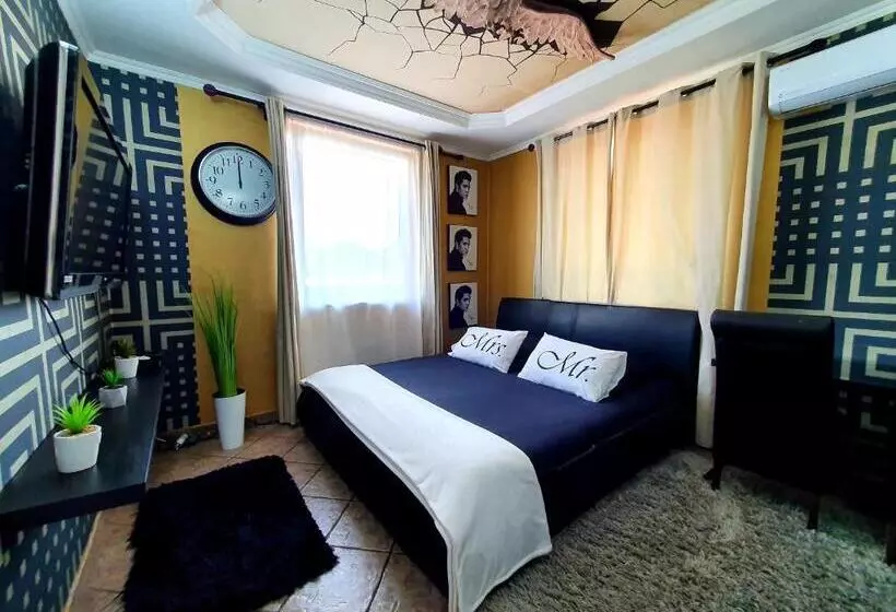 ペンション Airport Luxury Apartman 42