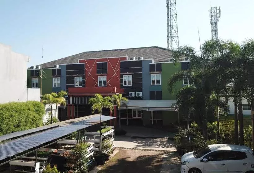 پانسیون Cipamokolan Homestay