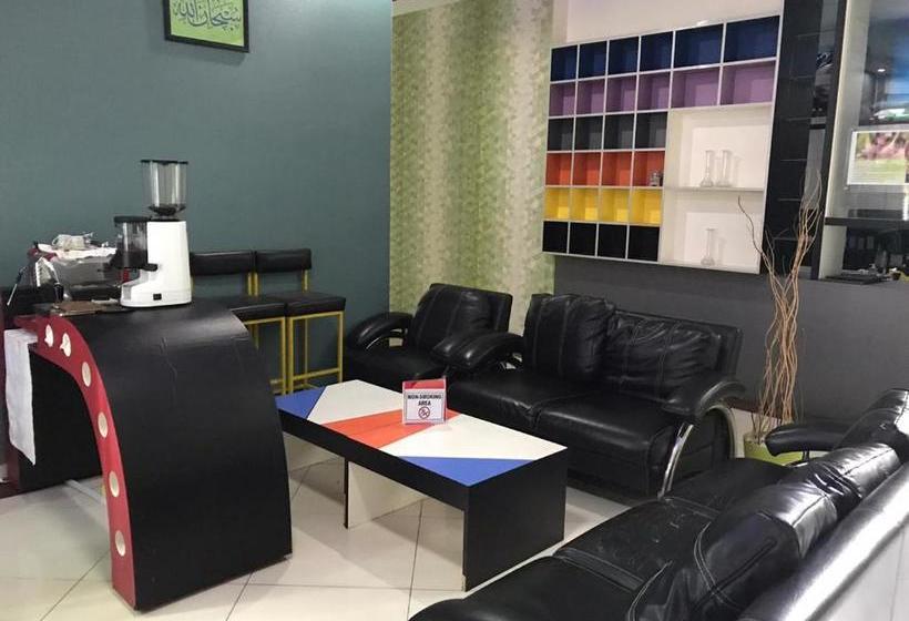 بنسيون Cipamokolan Homestay