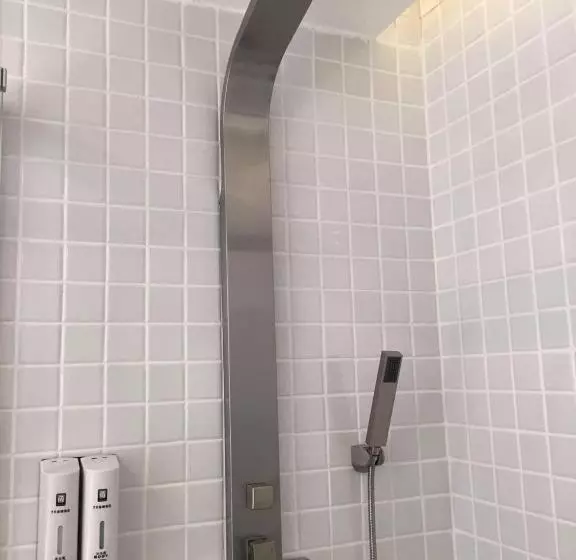 7 Days Hotel Taixing Wenchang Road Branch