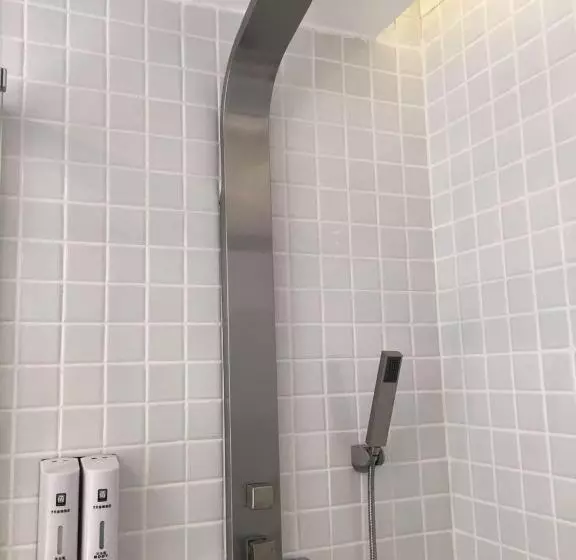 7 Days Hotel Taixing Wenchang Road Branch