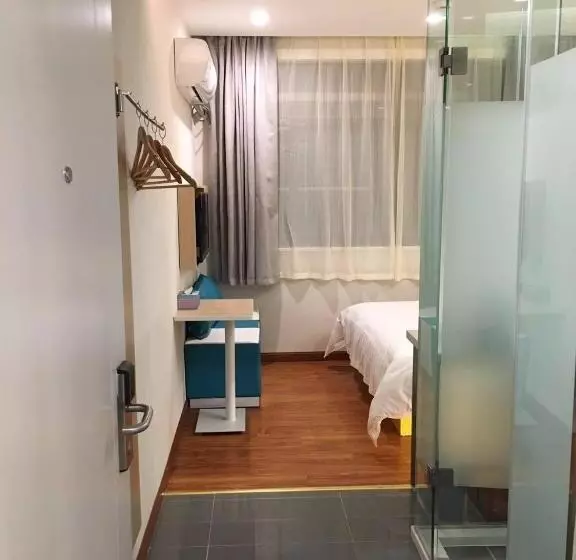 7 Days Hotel Taixing Wenchang Road Branch