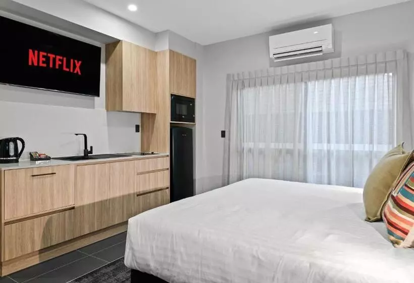 Avenue Motel Apartments