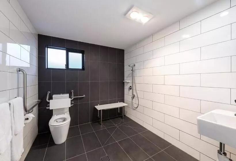 Avenue Motel Apartments