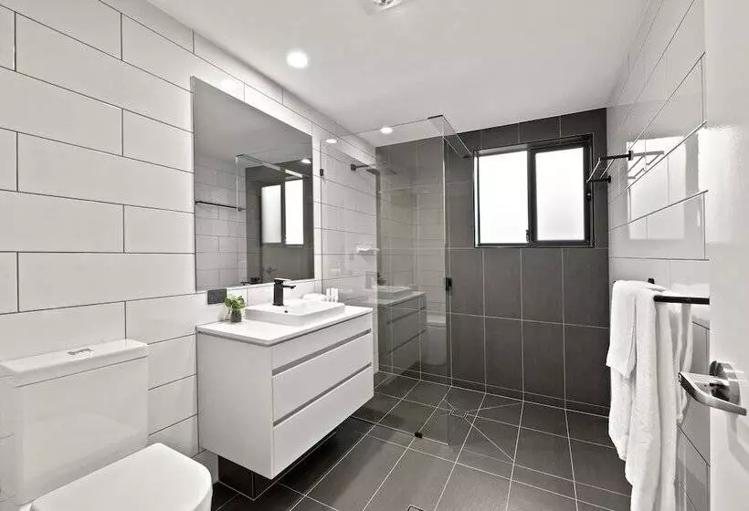 Avenue Motel Apartments