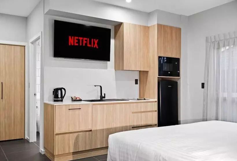 Avenue Motel Apartments