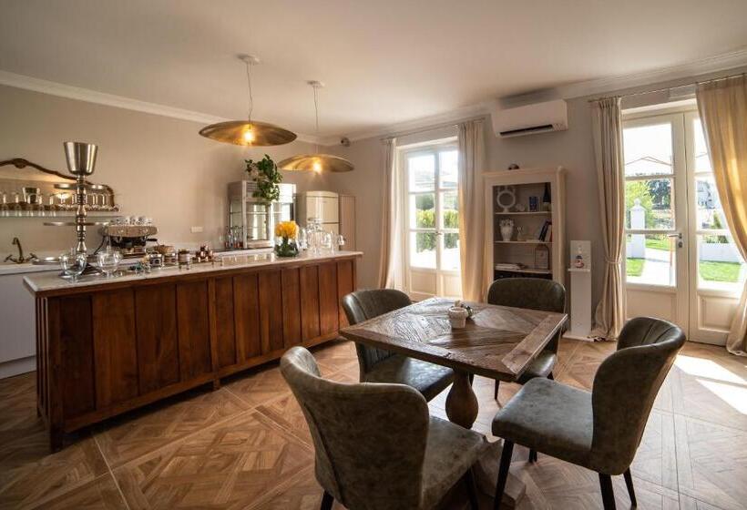 ベッドアンドブレックファースト Borgo Piani Camere Di Charme