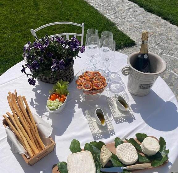 ベッドアンドブレックファースト Borgo Piani Camere Di Charme