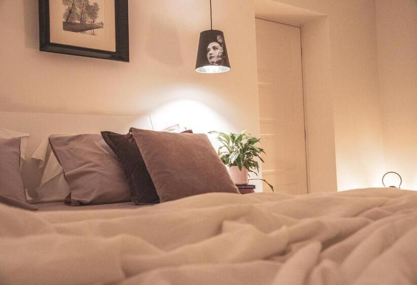 ベッドアンドブレックファースト Borgo Piani Camere Di Charme