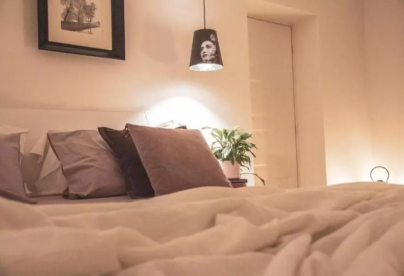 ベッドアンドブレックファースト Borgo Piani   Camere Di Charme