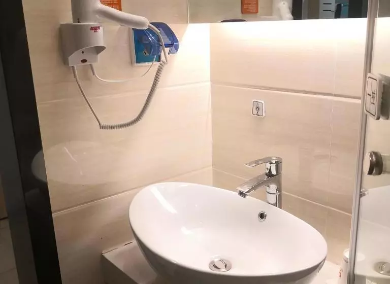 ホテル 7days Premium Ji'an Taihe Gongnongbing Avenue Branch