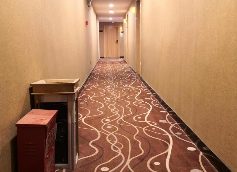 Hotelli 7days Premium Ji'an Taihe Gongnongbing Avenue Branch