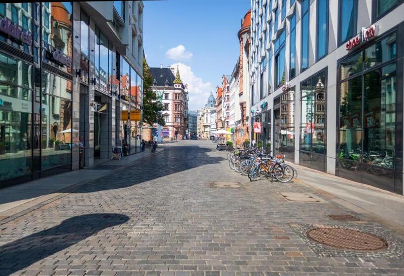 هتل Capri By Fraser Leipzig