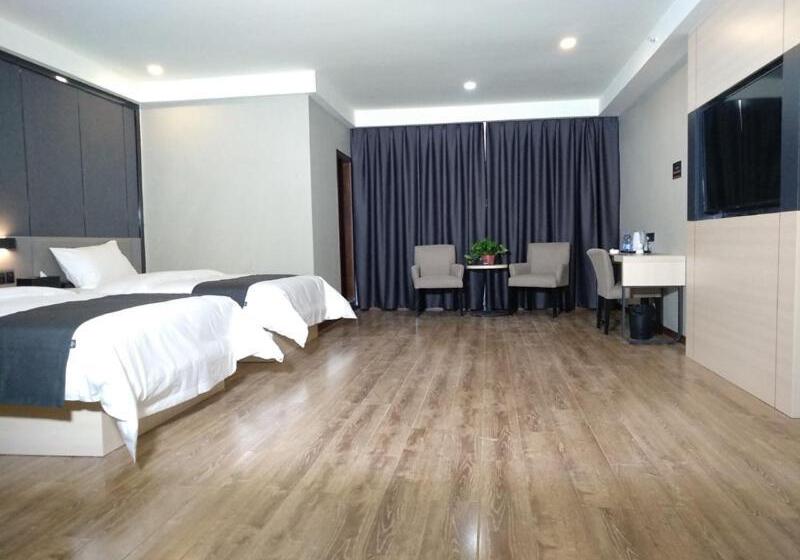 Thank Inn Plus Hotel Sichuan Guang An Yuechi County Tianlong Street Store