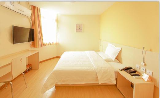 فندق 7days Inn Kaifeng Songdu Royal Street Pavilion