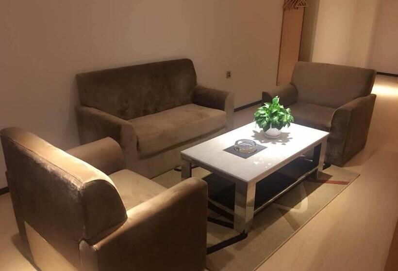 Hotel 7days Premium Langzhong International Trade City Branch