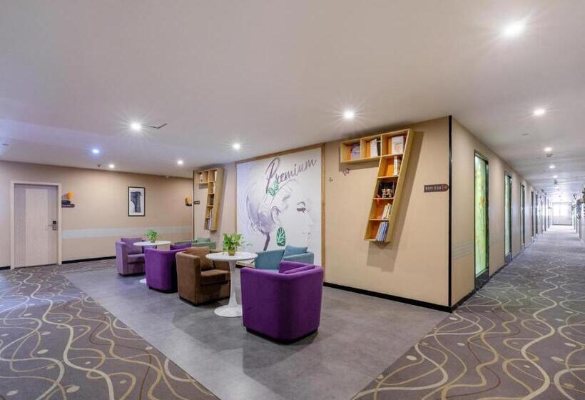 Hotel 7days Premium Shenzhen Airport T3 Terminal Branch