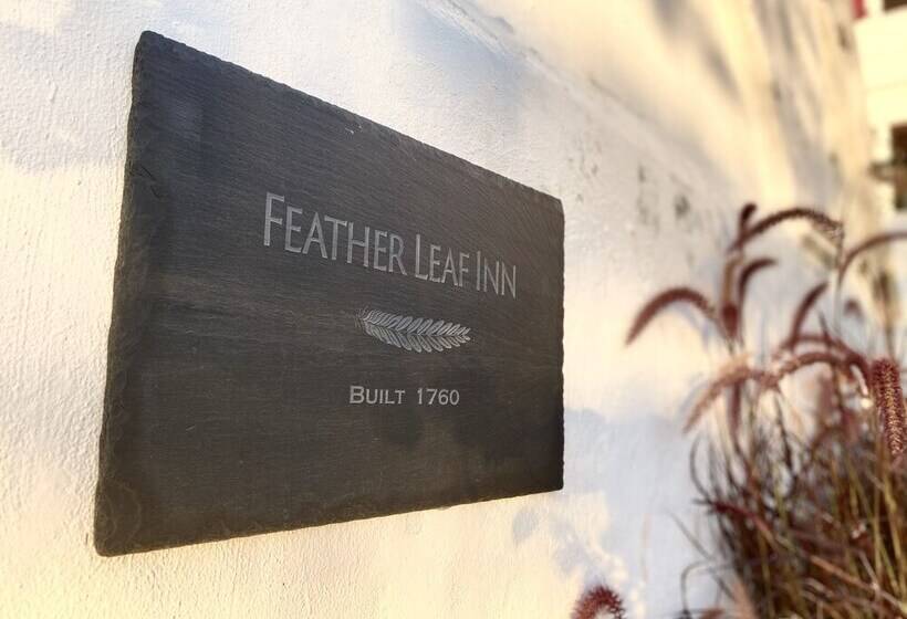 هتل Feather Leaf Inn