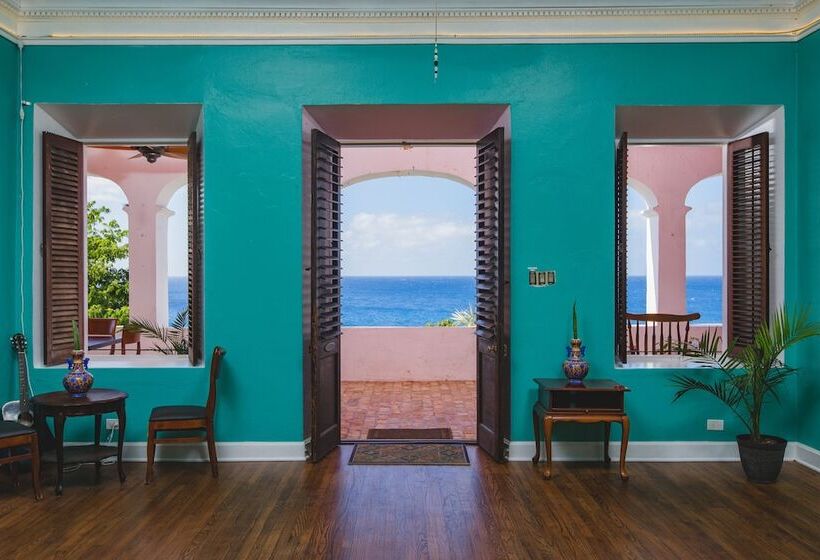 هتل Feather Leaf Inn