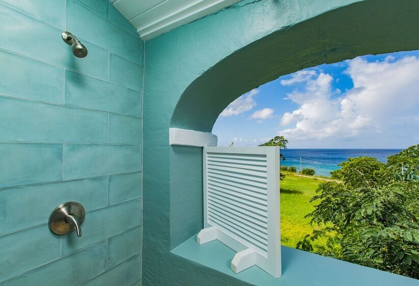 هتل Feather Leaf Inn