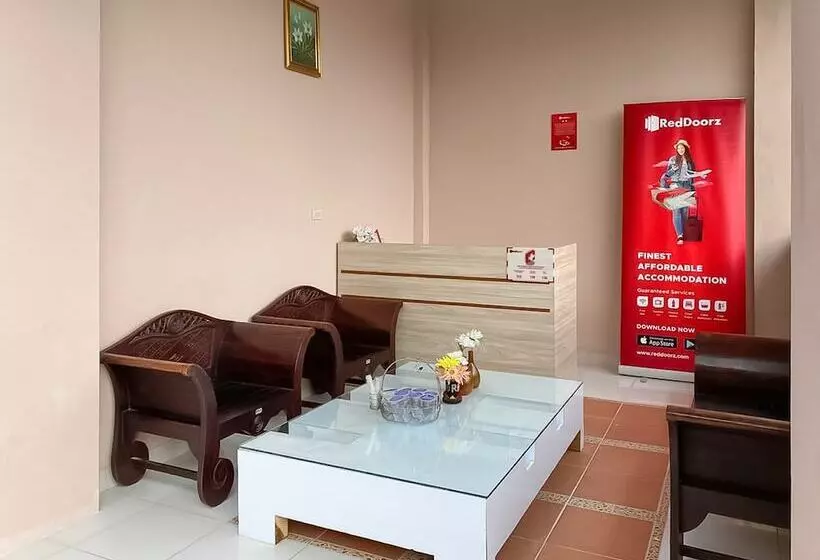 Hotelli Reddoorz Syariah Near Pkor Lampung