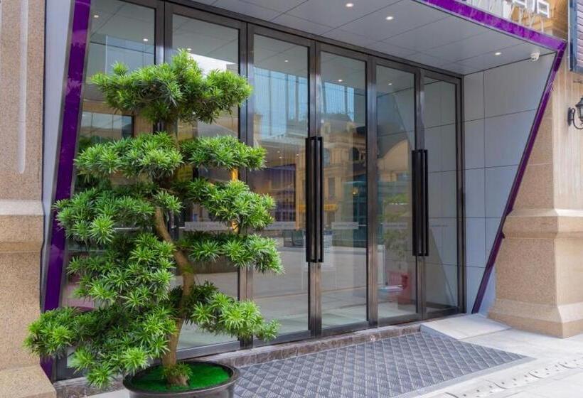 Lavande Hotel Luzhou Jiale Century City