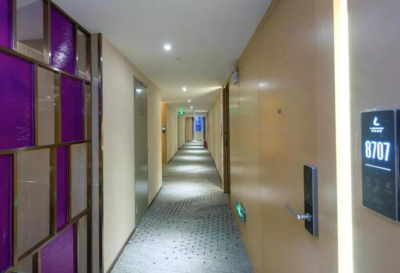 Lavande Hotel Qingyuan Municipal Government New Town Bus Station