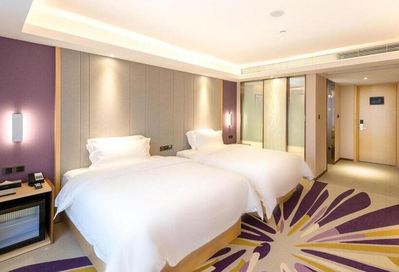 Lavande Hotel Qingyuan Municipal Government New Town Bus Station