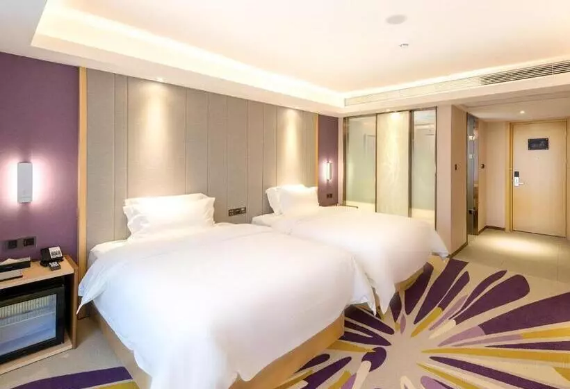 Lavande Hotel Qingyuan Municipal Government New Town Bus Station