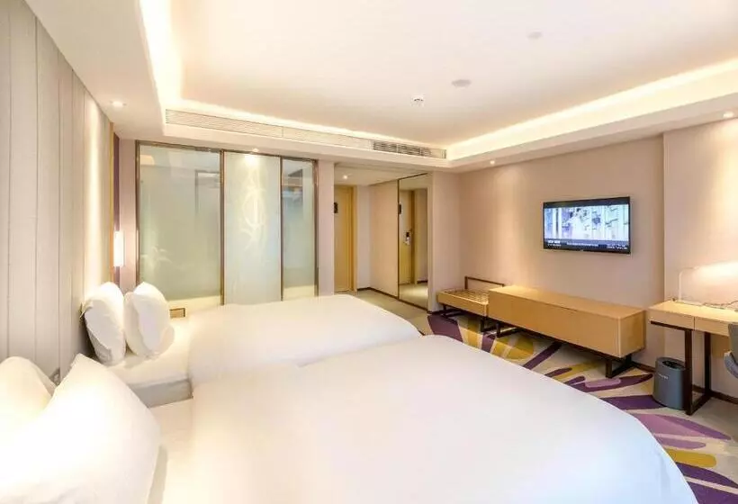 Lavande Hotel Qingyuan Municipal Government New Town Bus Station