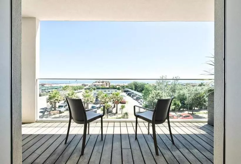 Albamarina Residence