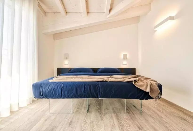 Albamarina Residence