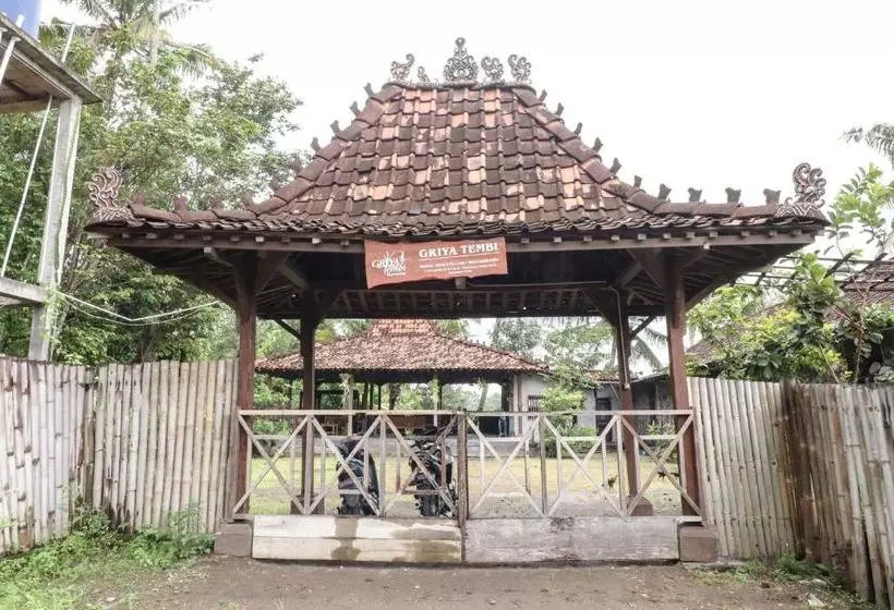 Alberg Griya Tembi