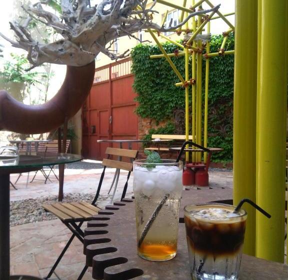 旅馆 Schrott Bed&beer