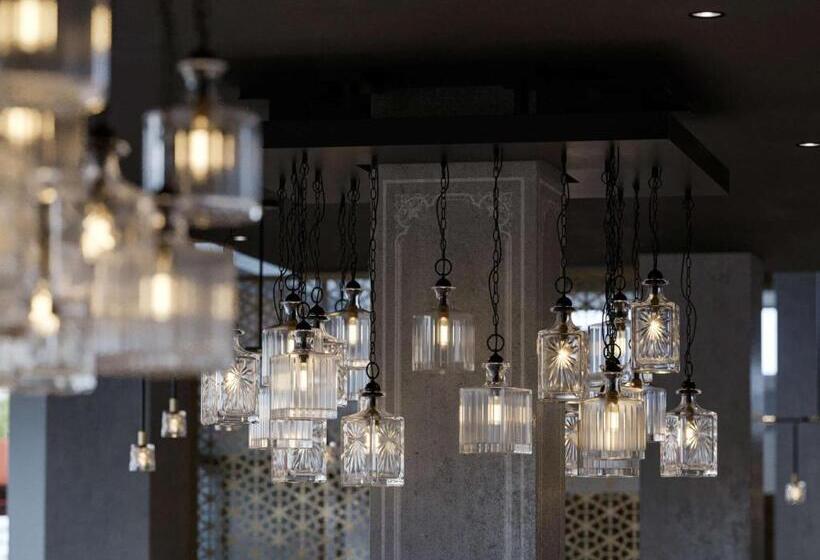 هتل Hyatt Regency Zurich Airport Circle