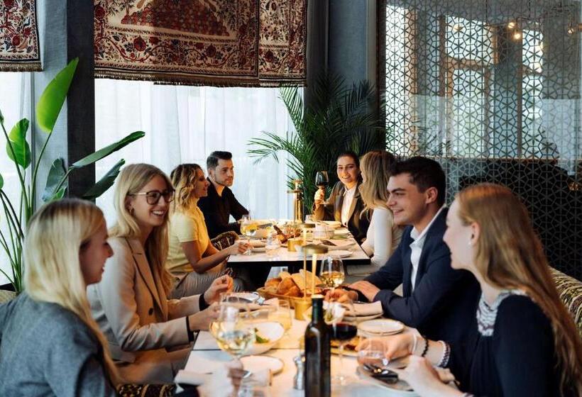 هتل Hyatt Regency Zurich Airport Circle