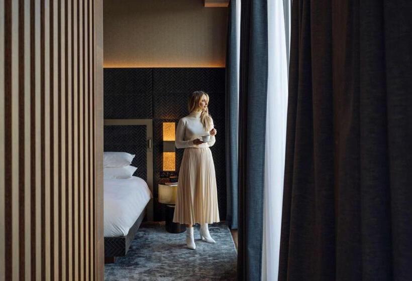 هتل Hyatt Regency Zurich Airport Circle