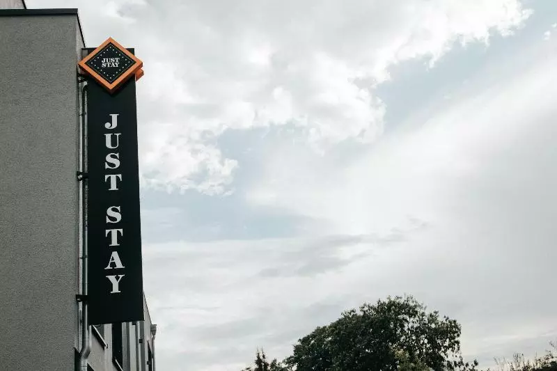 Juststay Grevenbroich Hotel & Apartments