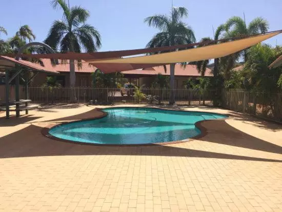 ホテル Latitude20 Karratha Apartments
